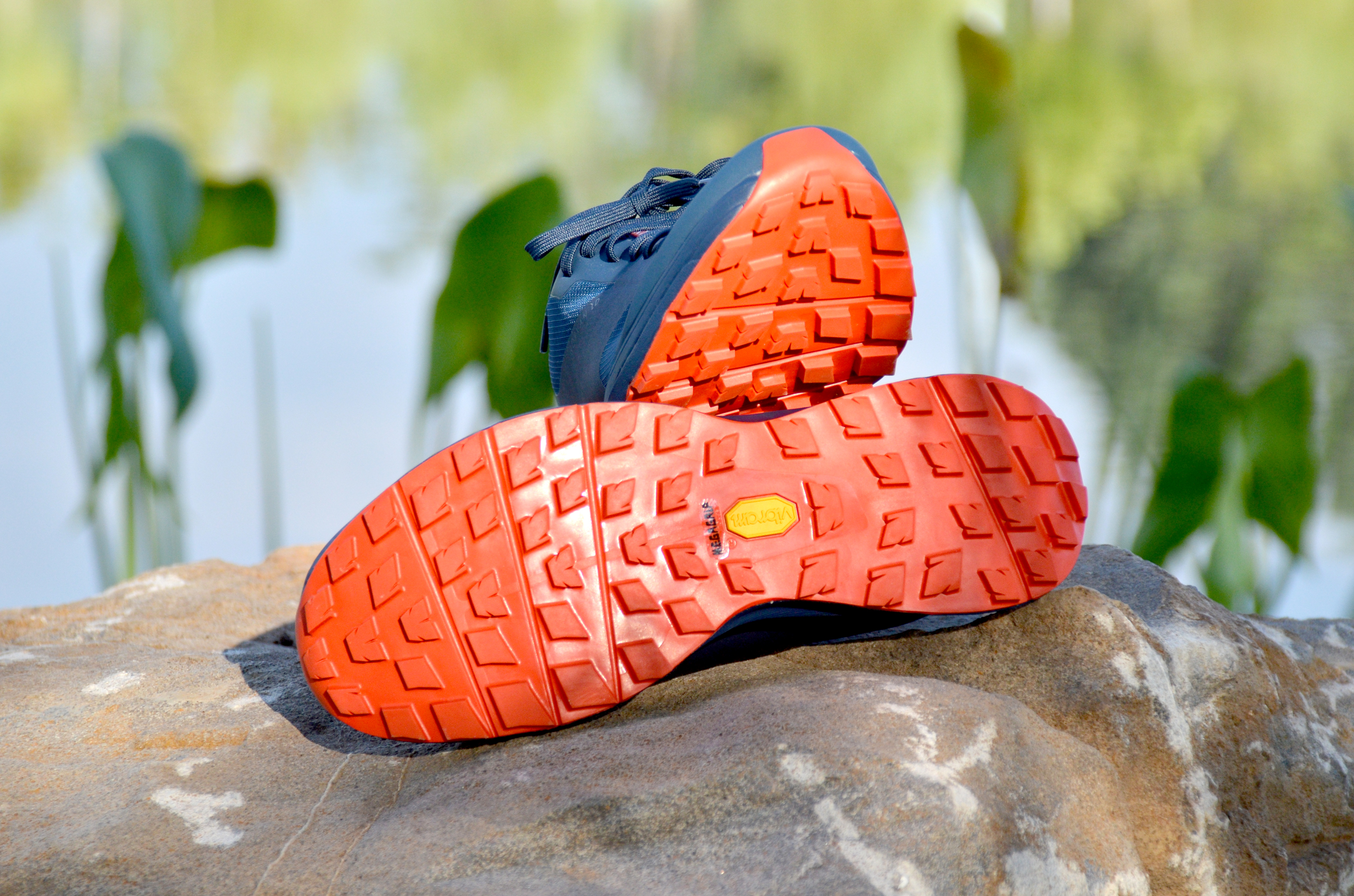 始祖鸟新款越野跑鞋新配色,arcteryx始祖鸟最新款