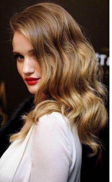 长卷发蓬松女人味十足颜色,减龄长卷发慵懒风