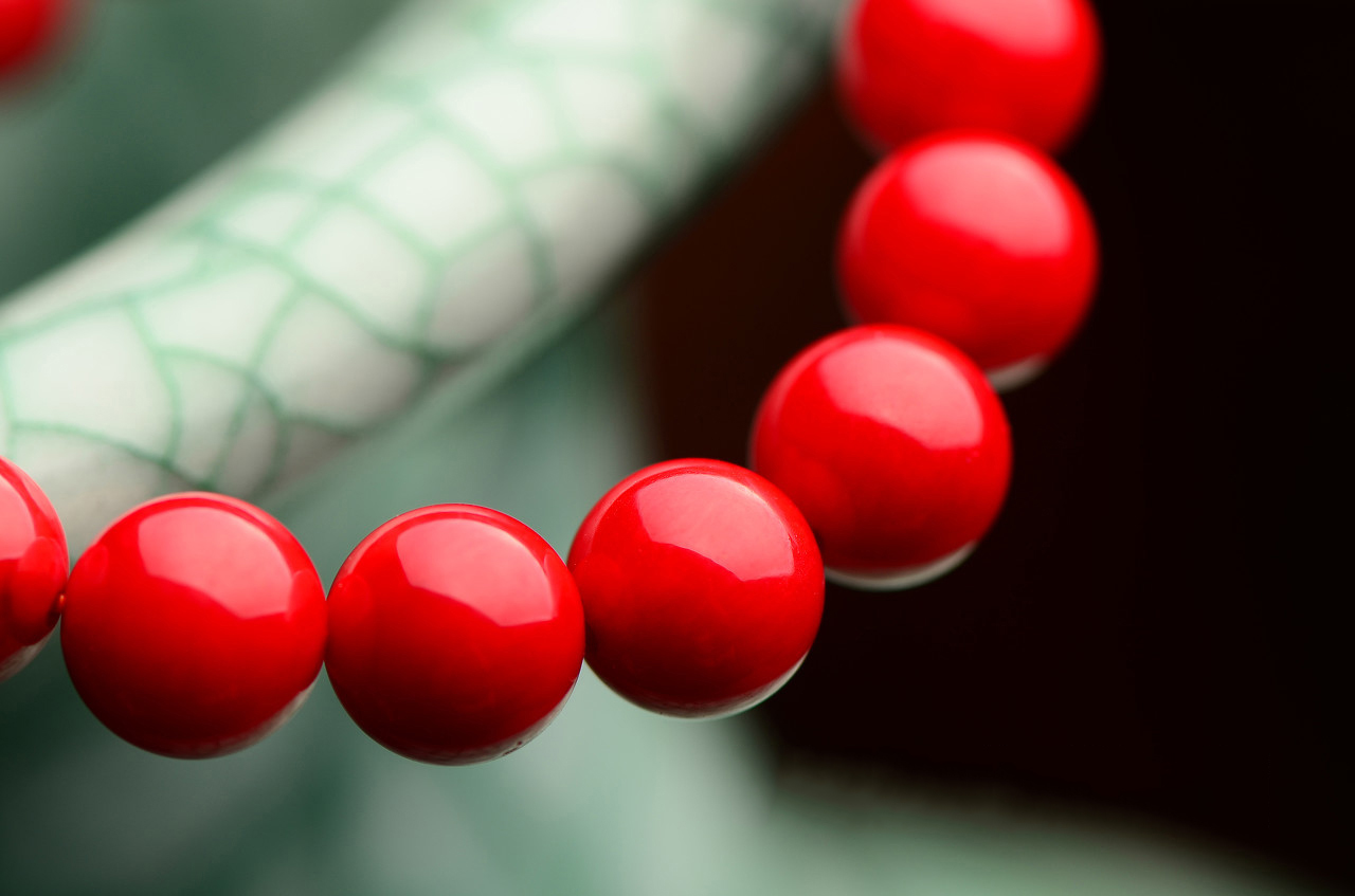 男女适合戴的朱砂首饰,朱砂吊坠佩戴搭配