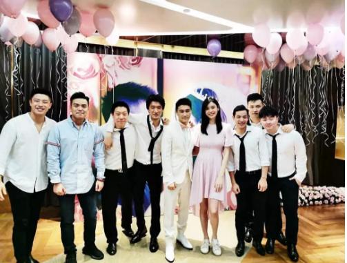 奚梦瑶何猷君求婚戒指,奚梦瑶何猷君求婚戒指盒