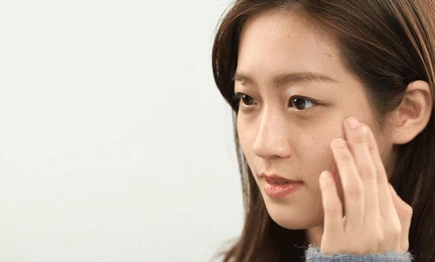 祛脸上斑点色斑的小妙招,一个动作教你如何淡化色斑