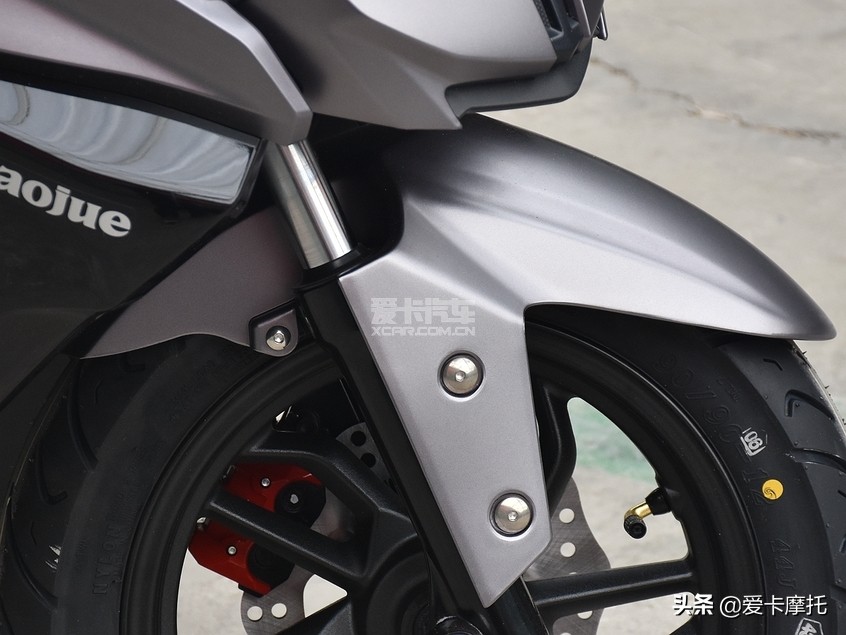豪爵usr125极限测评,豪爵合资踏板