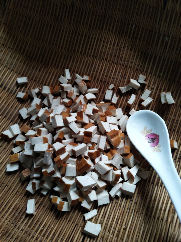 夏天豇豆怎样做才好吃,买回来的豇豆子怎么做