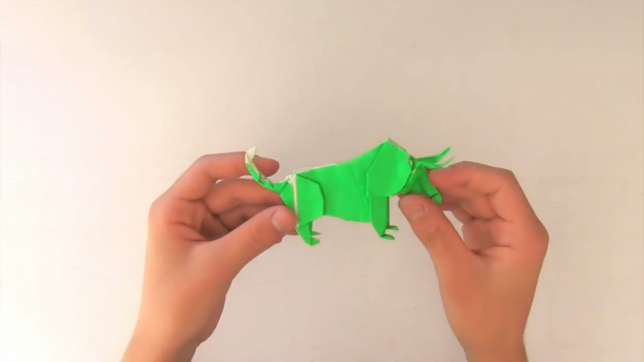 立体公牛折纸教程,凶猛公牛折纸