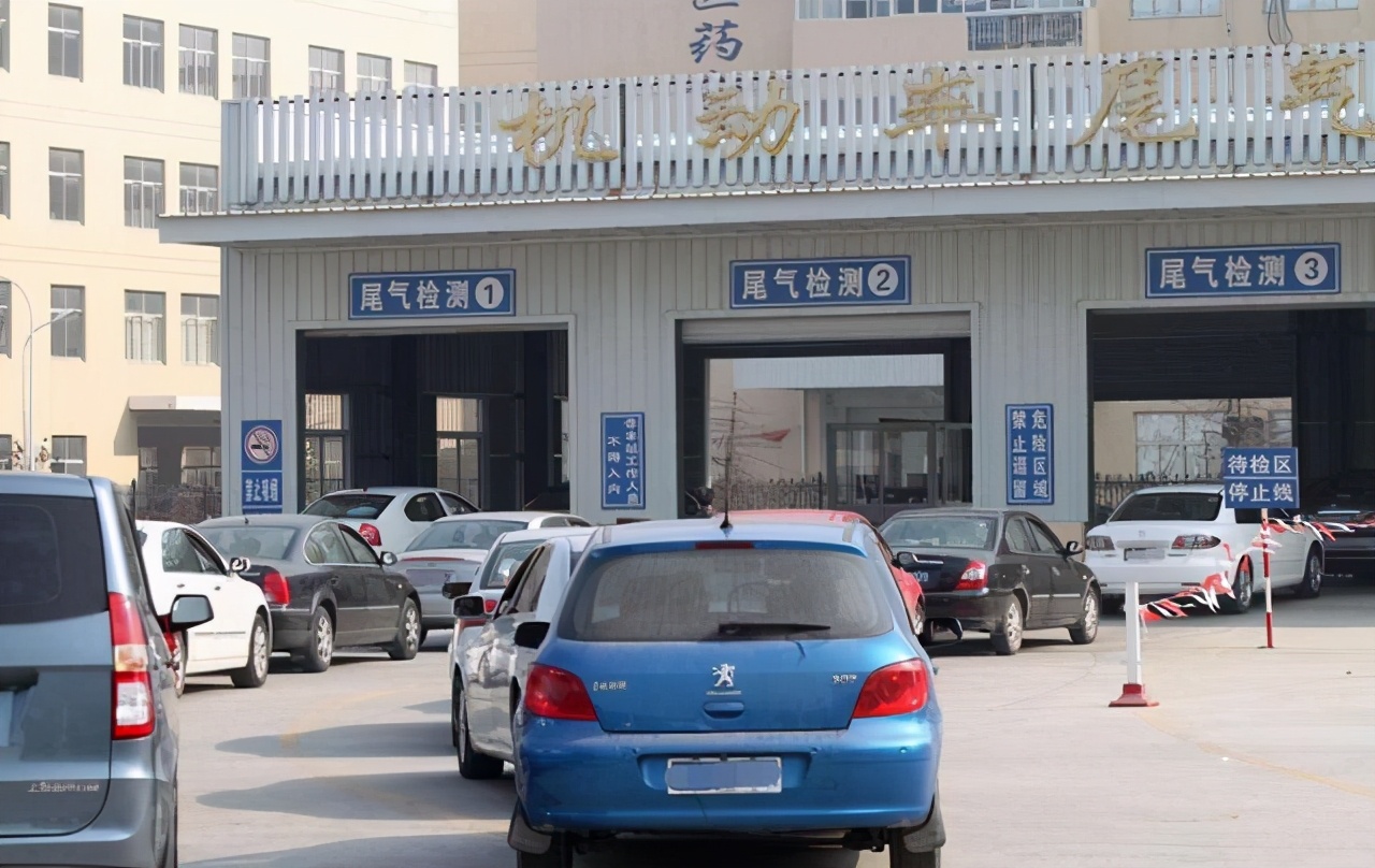 怎么查车辆年检标志到期没有,哪个软件可以查车辆年检信息