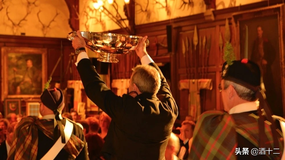 威士忌起源和发展史动画,传统威士忌玻璃杯