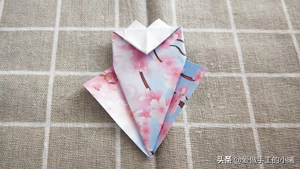 古风雨伞折纸小花伞,折纸小花伞的制作过程怎么写