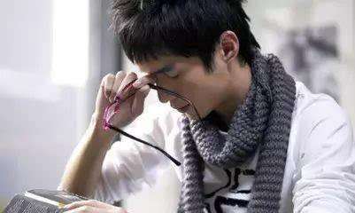 长期佩戴隐形眼镜如何护眼,戴了隐形几小时可以验光