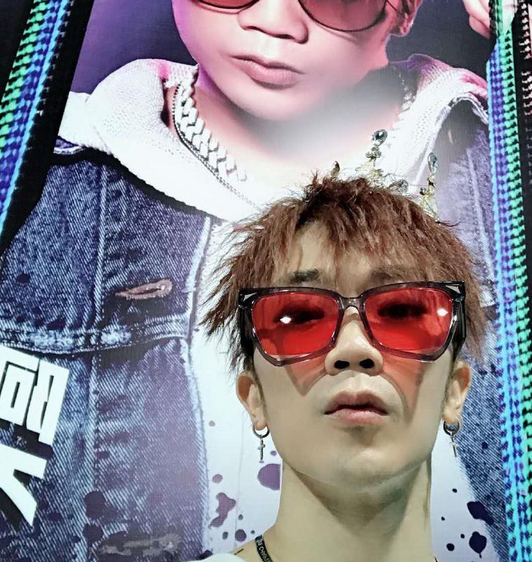 吴建豪阿k视频,吴建豪被吐槽衣服