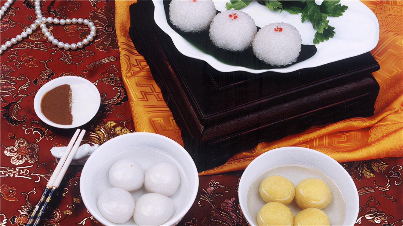 四川有什么特色的好吃的小吃,正宗的四川小吃什么最火爆又好吃