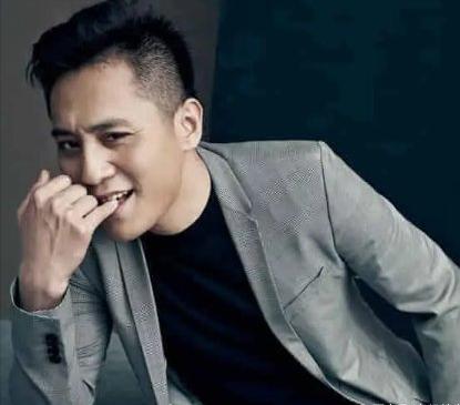 刘烨谈谢娜刘烨和谢娜在机场相遇,谢娜陪伴刘烨六年最终还是分开