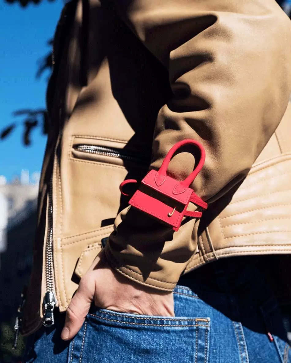 我的胸,我的手指,我的脚腕……都需要一只包包