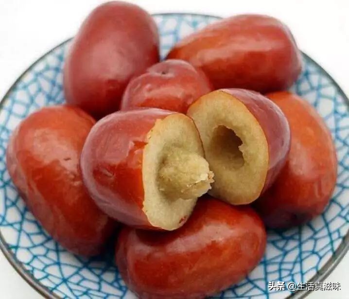 快过年了好想念家乡菜,快过年了想念家里的特产