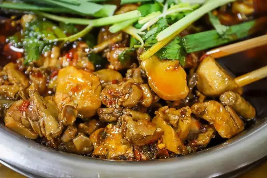 成都人小心！到这三个小区里吃“鬼饮食”？进去了就别想出来