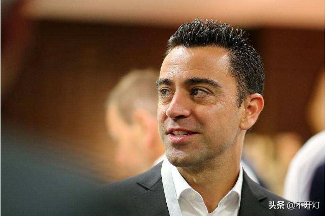 小罗出狱足坛风云再起！去梅西巴萨还是内马尔巴黎？麻烦带导师