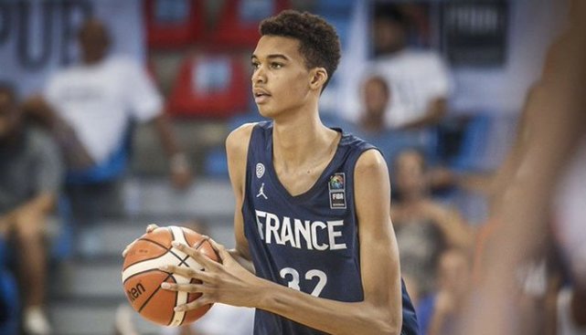 杜兰特两米三臂展,臂展三米杜兰特