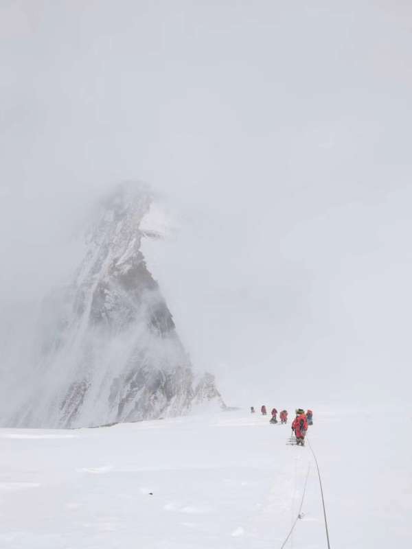 中国人来到西班牙,中国人加入巴萨
