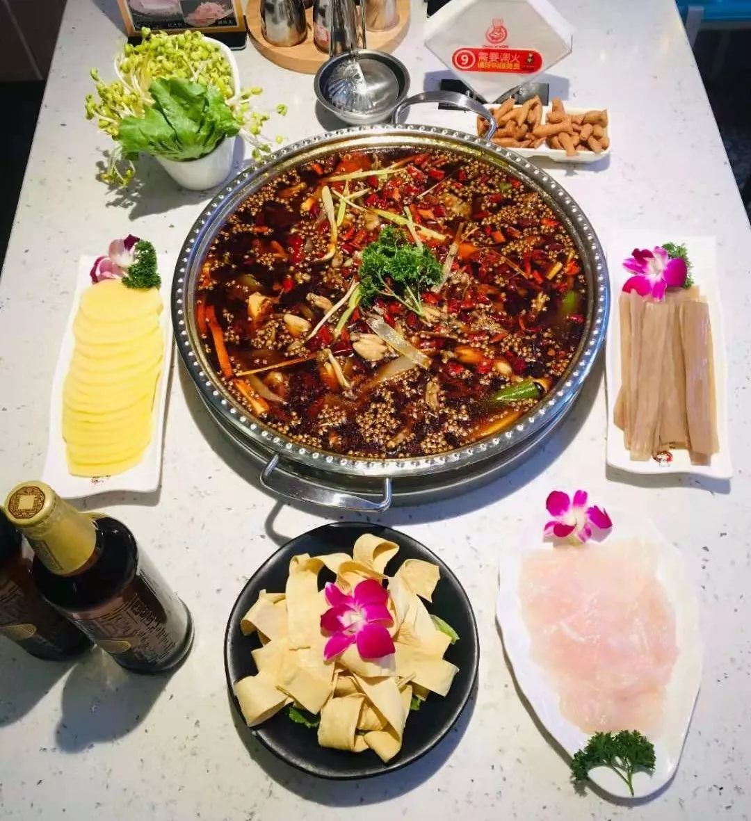 味之绝美蛙鱼头挑战爆辣,成都十大不得不吃美食美蛙鱼头