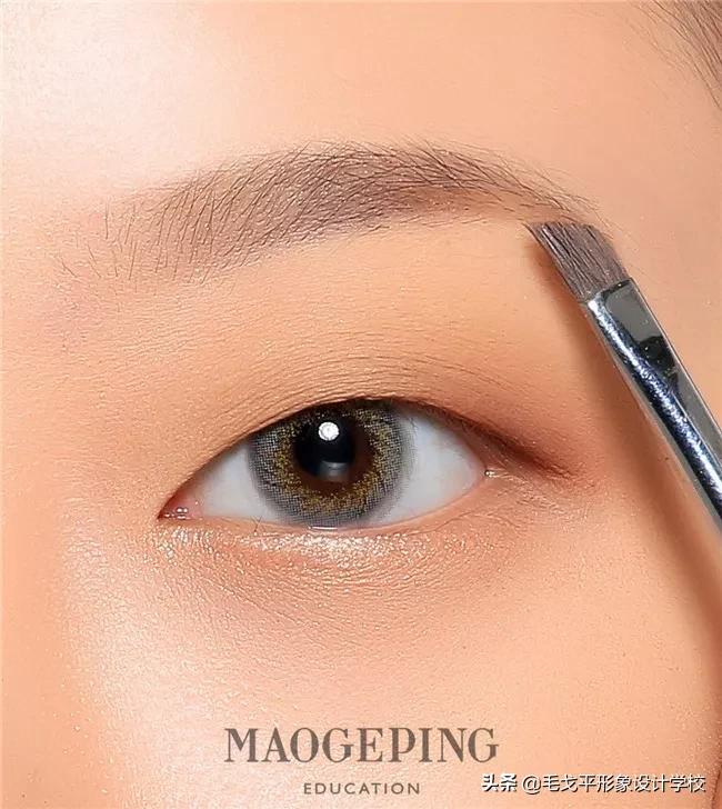 画眉怎么画细眉,画眉毛教程没有眉毛怎么画