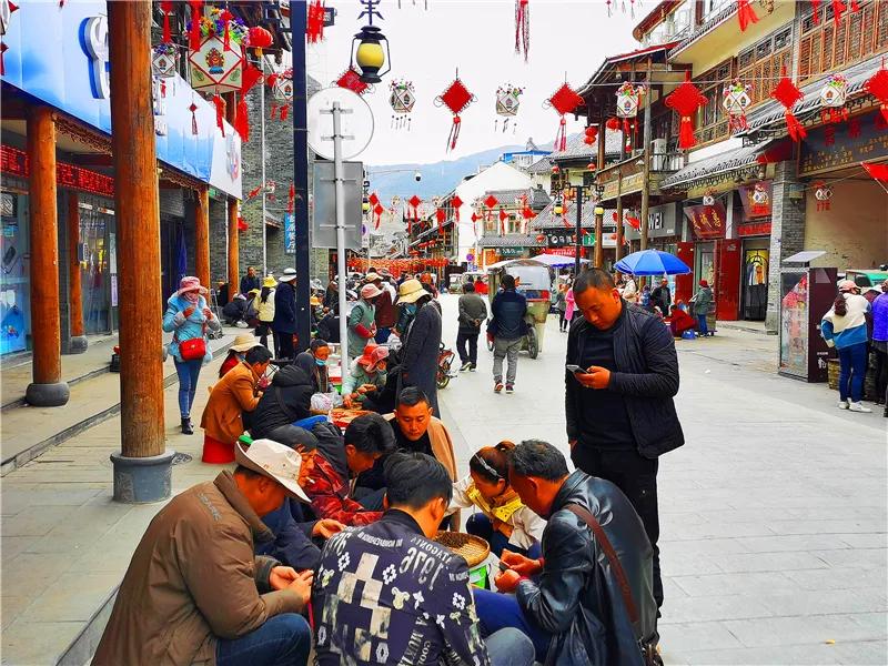 逆势上扬扬帆济沧海,逆势上扬