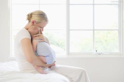 一百天宝宝是个分水岭,宝宝成长100天变化