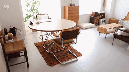 ins上有名的韩国独居博主,38岁独居全职博主