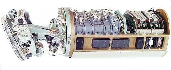 导弹精准击中敌方目标原理,导弹击中移动目标