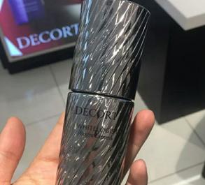 白成一道闪电平价美白,白成一道光精华