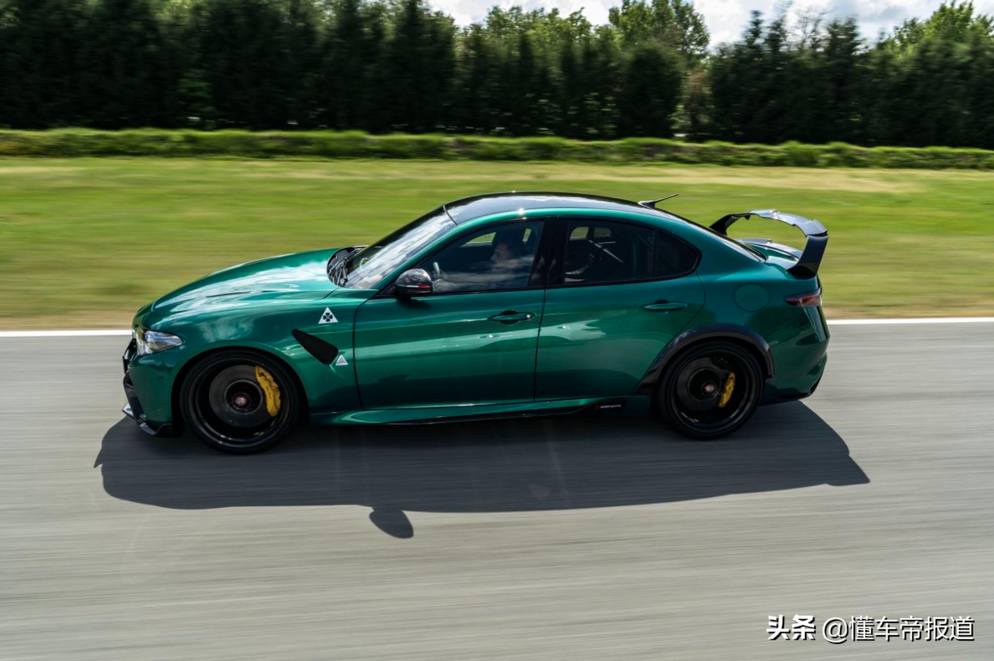 新车阿尔法罗密欧suv,新车性能了解