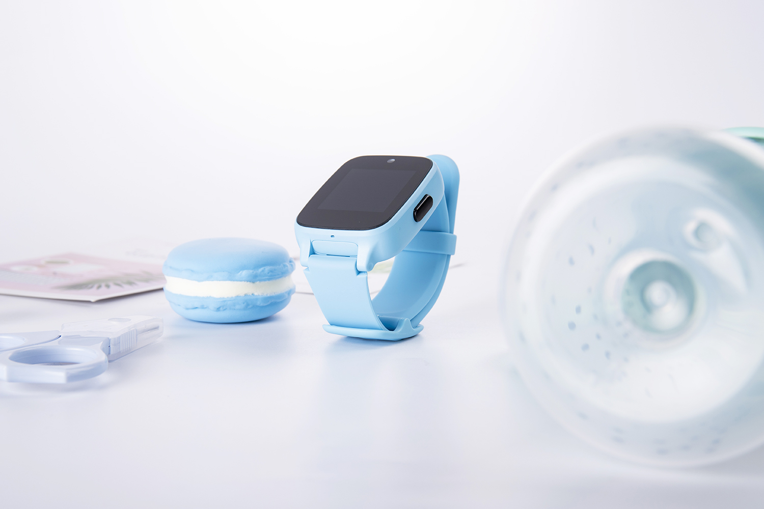 绯栫尗鍎跨鐢靛瓙鏅鸿兘鎵嬭〃,鎼滅嫍绯栫尗鐢佃瘽鎵嬭〃