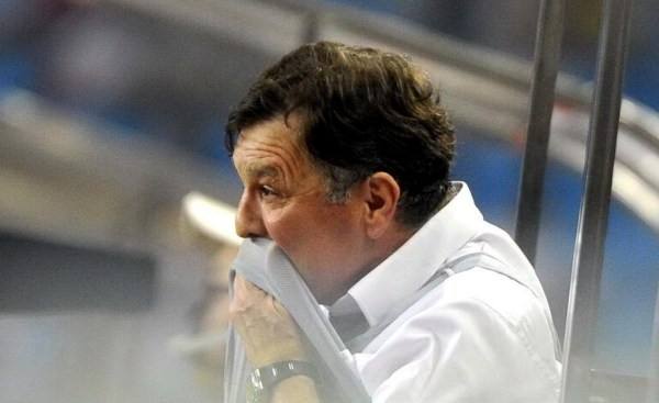 中国足球赵鹏中卫,中国足球联赛悲惨一幕