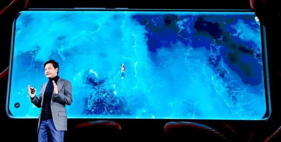 小米11开箱测评：屏幕让人无话可说，一亿相机全是吐槽？