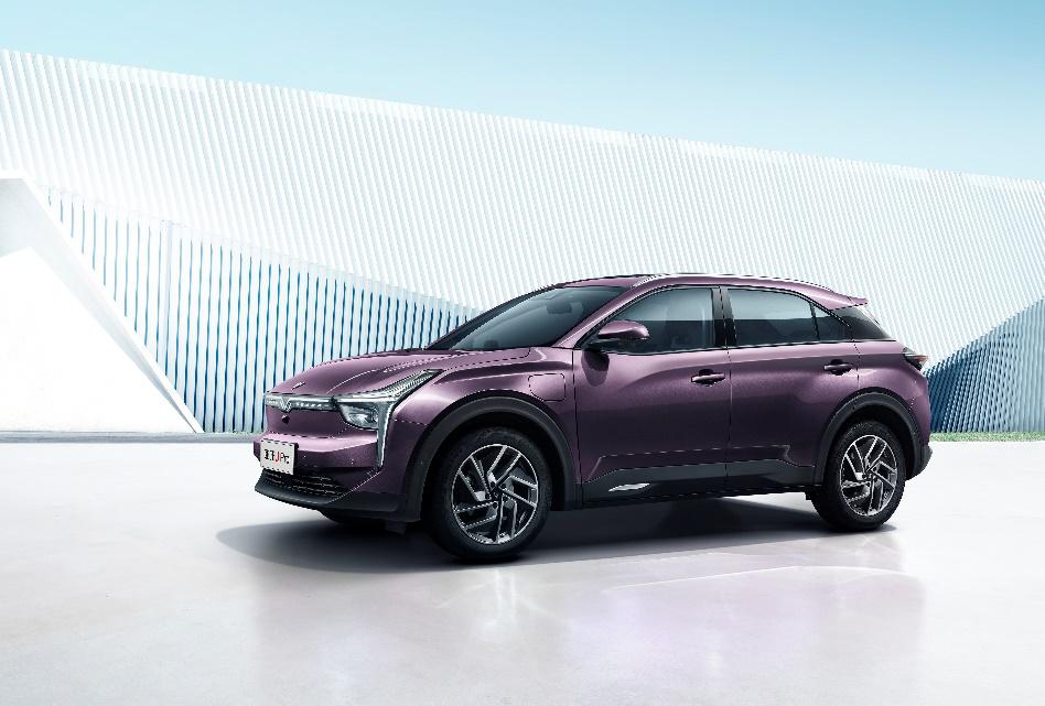 新车评唐dmi112km尊荣版试驾,聪明的人买新车还是准新车