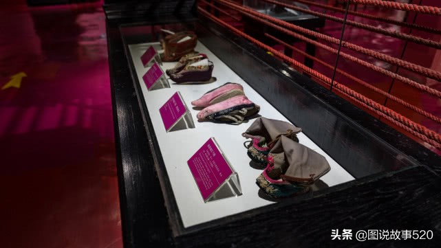 小脚一裹眼泪一缸,小脚三寸鞋