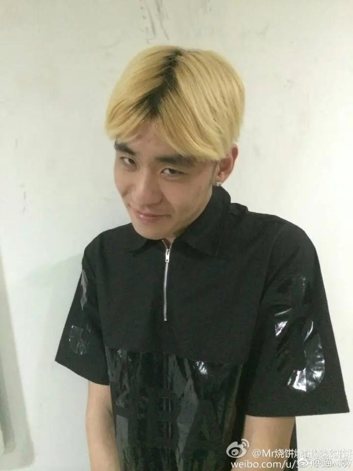 张云雷换了发型才火的,张云雷不忍直视自己的发型