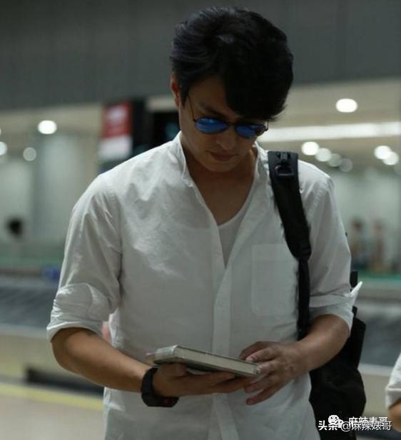 靳东骑行一万公里原话,靳东说自己要骑行一万公里