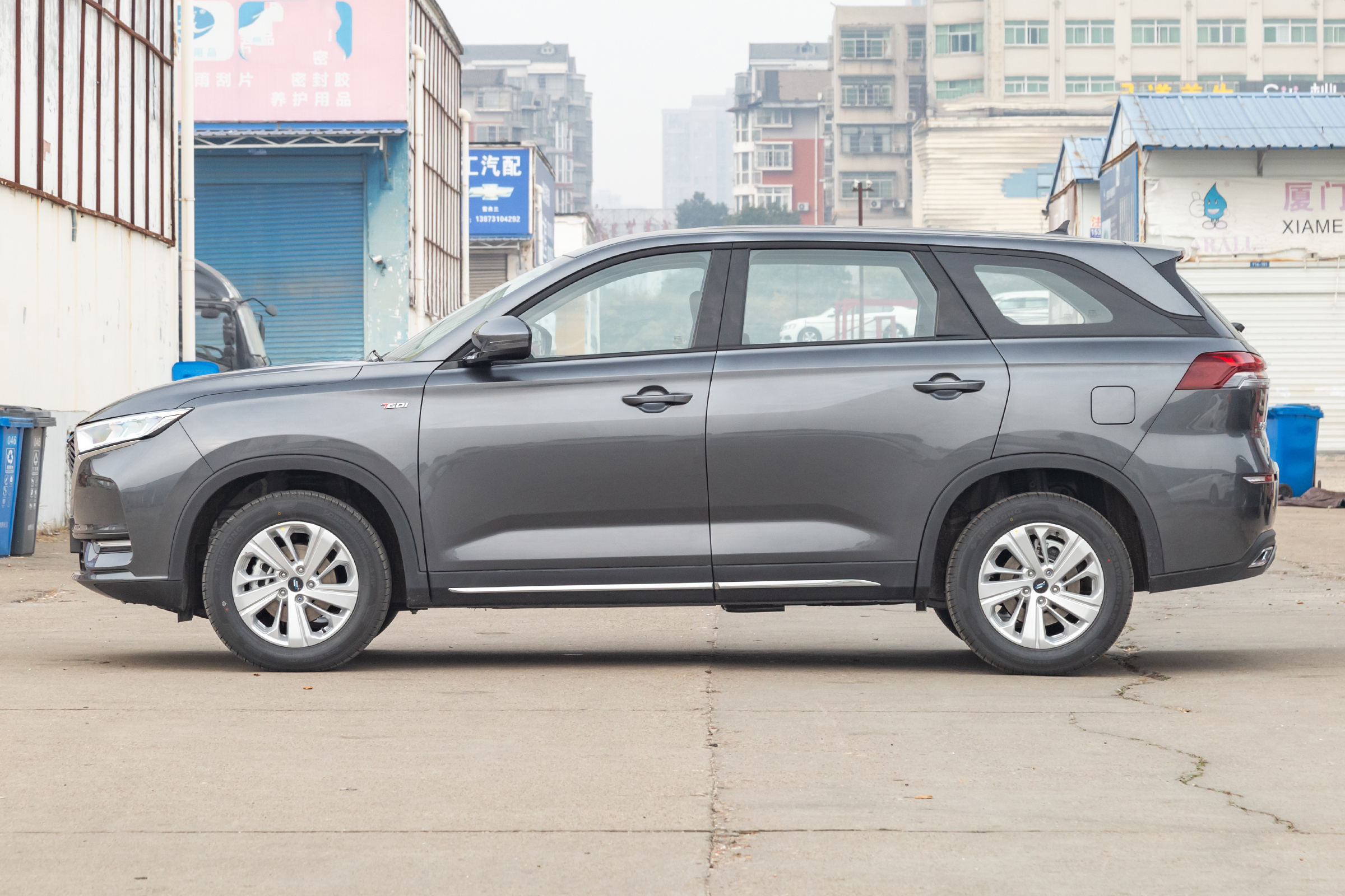 欧尚x7手动豪华测评试驾视频,长安欧尚x7plus七座动力测评