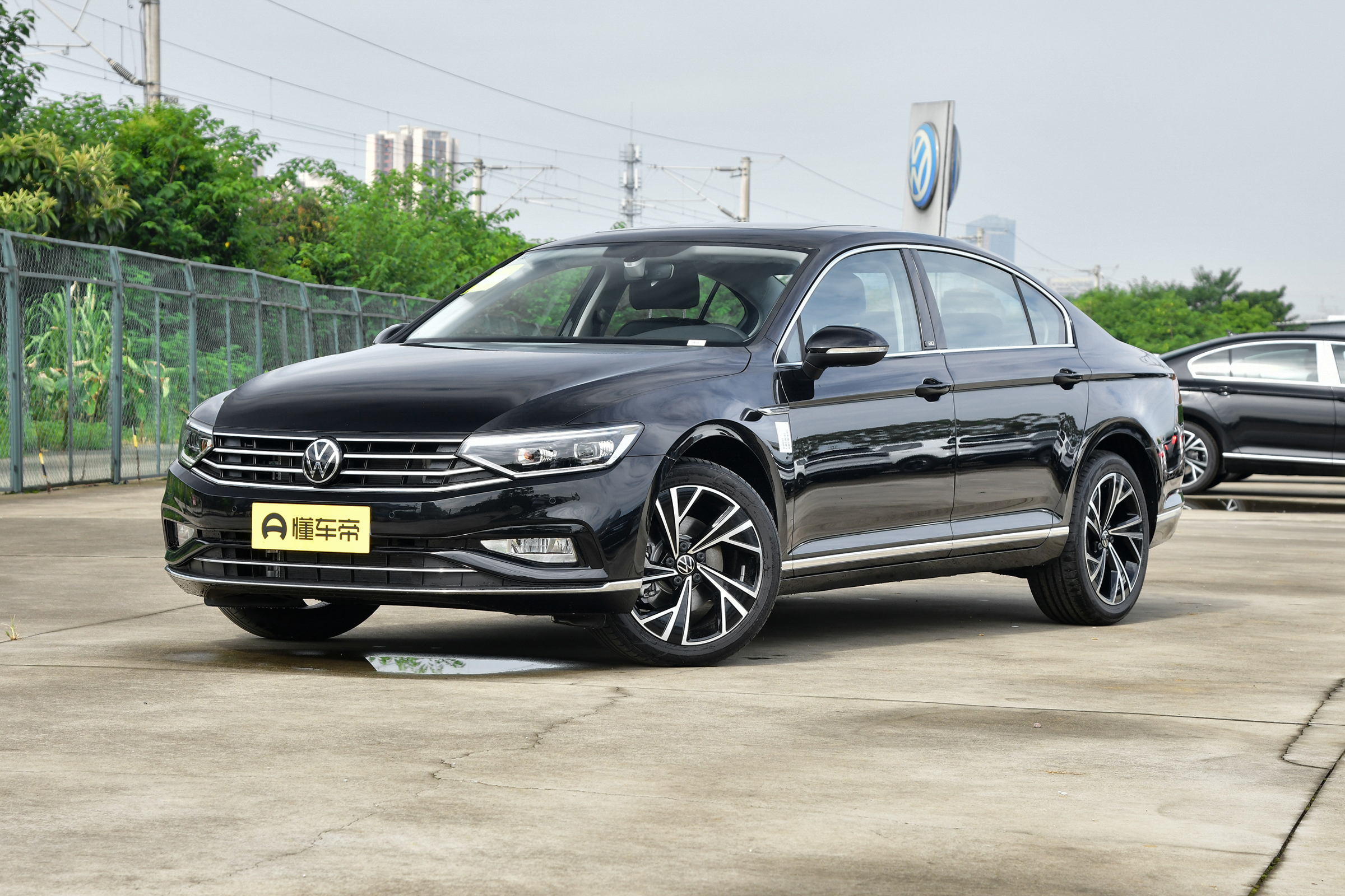 合资b级车09年大众迈腾1.8t舒适版,新款合资轿车迈腾报价