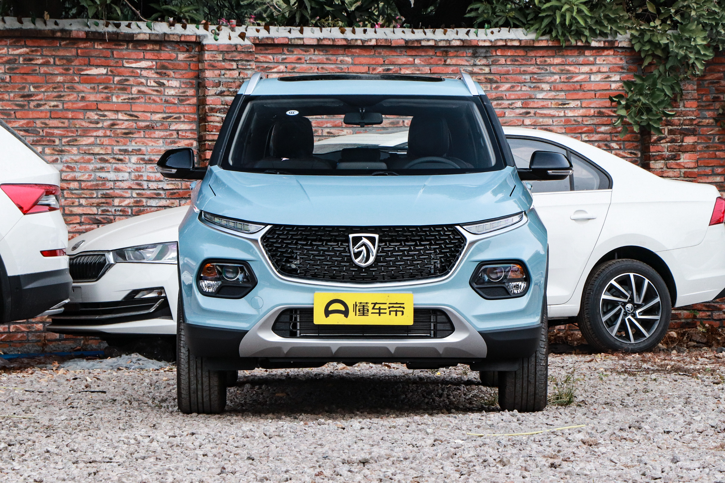 外形好看动力强劲的电动suv,高颜值动力强10万元家用suv就选它