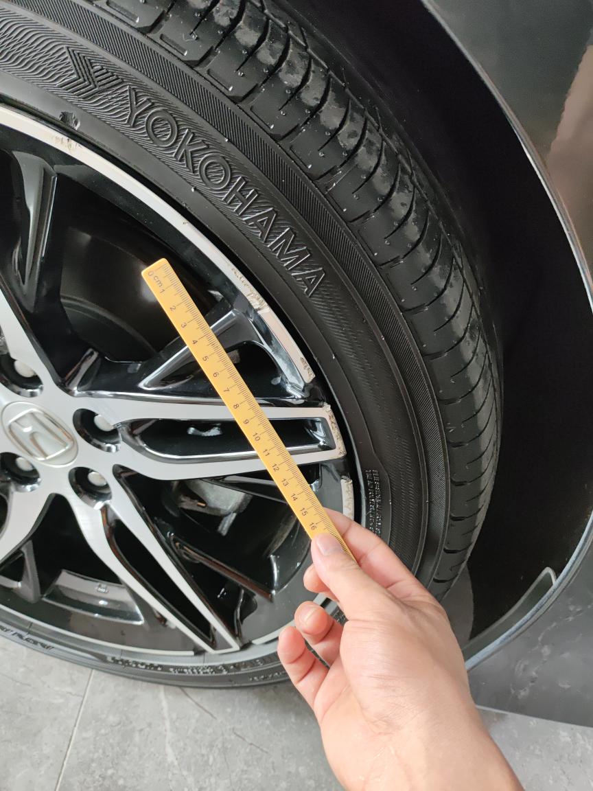 20年雅阁1.5精英版新车多少钱,30万公里的雅阁还值多少钱