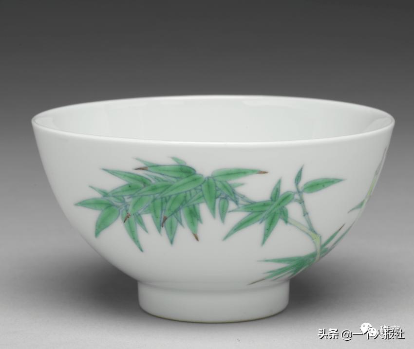 瓷中臻品景德镇,斗彩瓷的历史记录