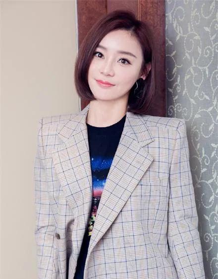 袁姗姗为什么被骂滚出娱乐圈,袁姗姗近况八卦