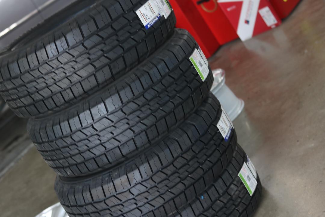 06年丰田霸道汽车翻新全过程,从山西拉回来的车