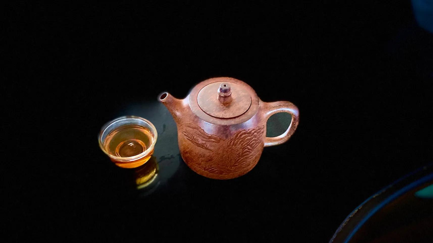 紫砂壶中的观山是什么意思,紫砂壶观山有什么讲究