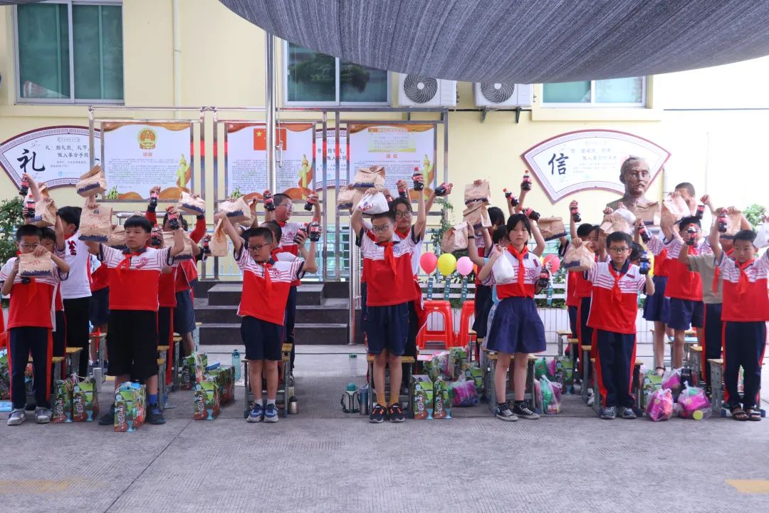 南安市总工会开展“爱心牵手·梦想启航”关爱新南安职工子女系列活动