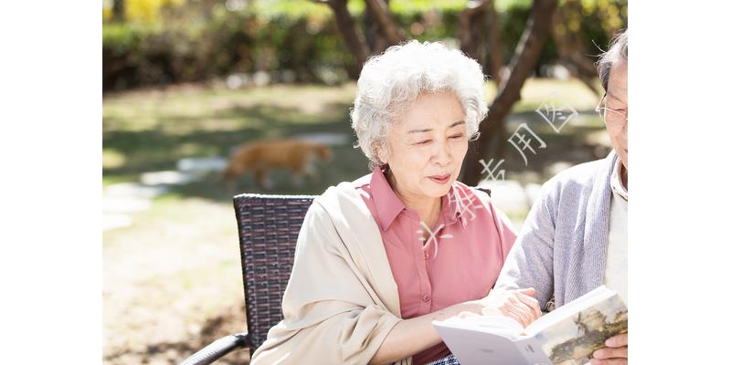 离婚夫妻财产要平分吗,离婚女方挣的钱还分给男方吗