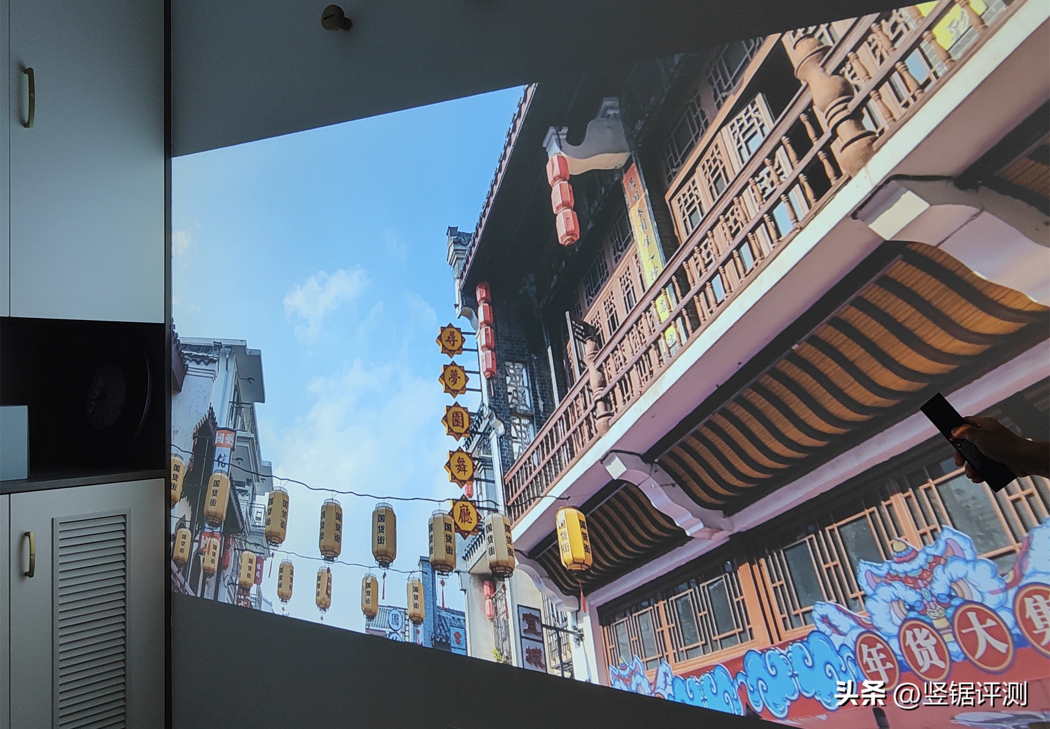 快乐星球o3投影仪对比,快乐星球三投影仪推荐