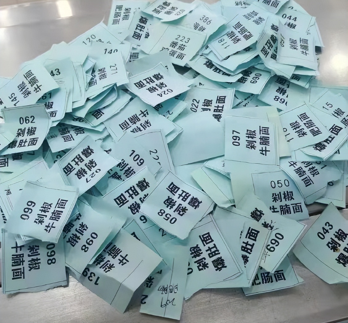 一家面馆卖多少才能盈利,40平的面馆一天真实盈利