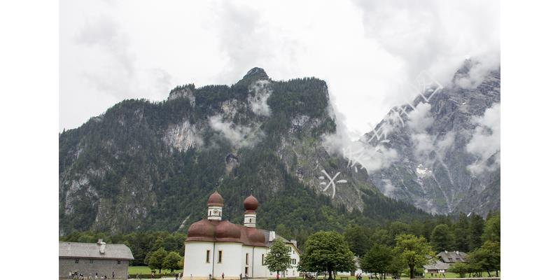 女子怀孕四个月吃煎蛋被赶出家门,女子怀孕因一个鸡蛋被抛弃完整版