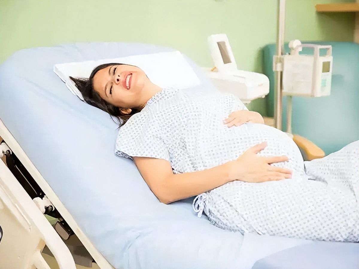 双胞胎孕妇分娩时应注意什么,双胞胎分娩的注意事项